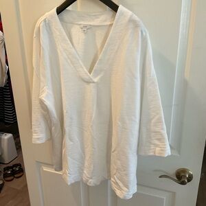 Women's White V-Neck Top